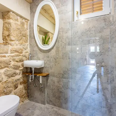 Bell Aria Villa *