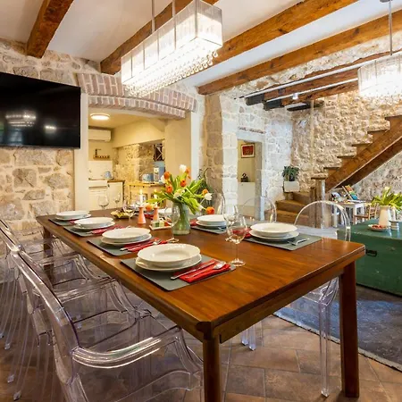 Bell Aria Villa *